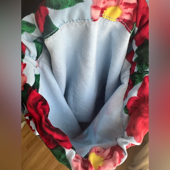 Floral Drawstring Backpack - Picture 2 of 2